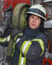 Hình ảnh người lính cứu hỏa