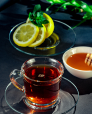 Hình ảnh trà đen và trà thảo dược